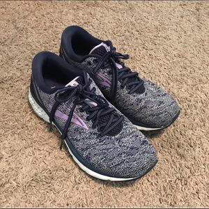 Brooks Ghost 11- size 9.5
